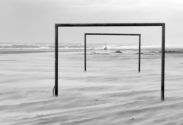 上保持着极 上保持着极